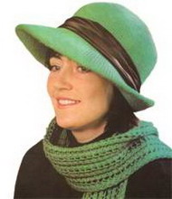 шапочка с полями и шарф